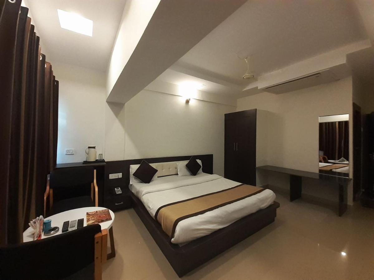 Hotel Bharat Kota  Exterior photo
